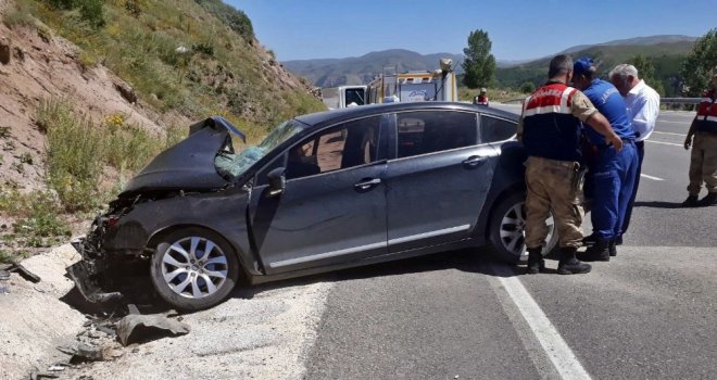 Erzincanda Trafik Kazası: 1 Ölü