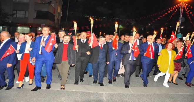 Manisada Cumhuriyet Bayramı Coşkusu