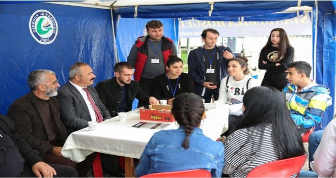 Giresun Üniversitesi Rektörü Öğrencilerle Buluştu