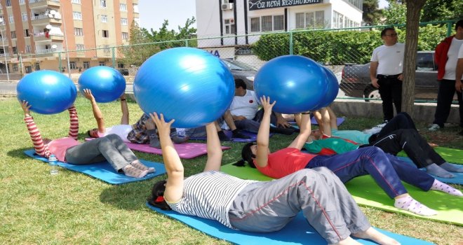 Engelliler Güne Spor Yaparak Başlıyor