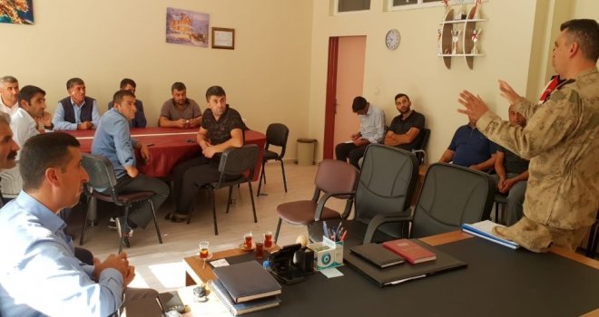 Jandarmadan Sürücülere Trafik Semineri