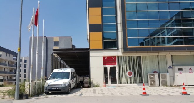 Ayvalıkta Teknenin Batması İle Boğulan 6 Kişinin Cenazeleri Adli Tıpa Getirildi