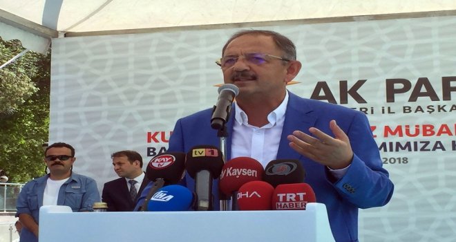 Özhaseki: “Trumpın Ağzı Yüzü Ayrı Oynuyor”