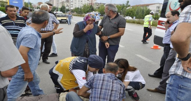 Kazada Yaralanan Karı-Koca Acılarını Unutup Birbirlerinin Durumunu Sordu