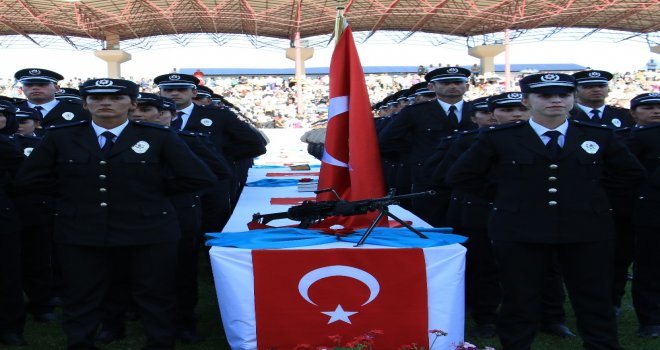 Bakan Soyludan Mezun Olan Polislere Vicdan Ve Kanun Uyarısı