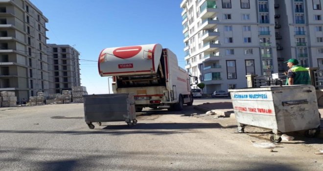 Adıyamanda Çöp Konteynırları Günlük Temizleniyor