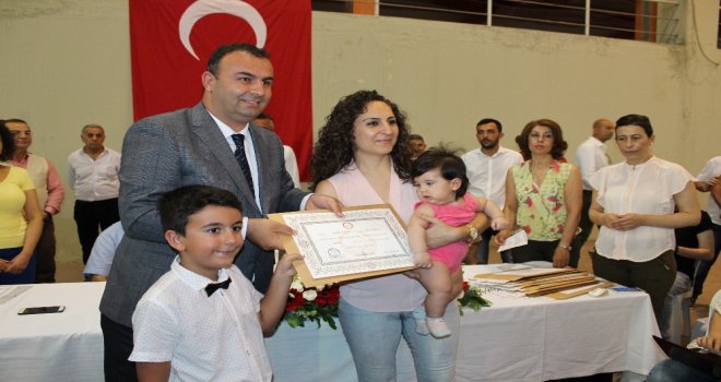 Milletvekili Yemin Ederken Kardeşinin Ölüm Haberini Aldı