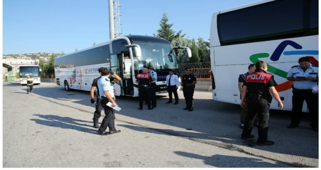 Kocaelide Aranan 19 Şahıs Uygulamada Yakalandı