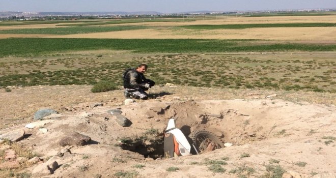 Motosiklet Turu Yaparken Define Çukuruna Düşüp Yaralandı