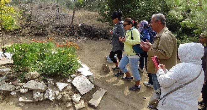 Tuncel Kurtiz Mezarı Başında Anıldı