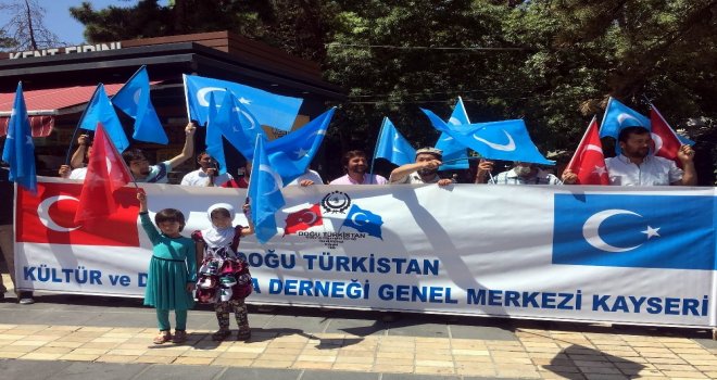 Tümtürk: “Doğu Türkistan Her Gün Katliam İle Anılmaktan Bıktı”