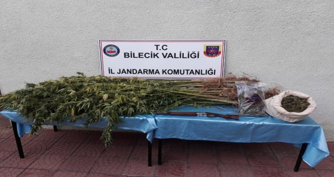 Bilecikte 2 Kilo 357 Gram Esrar Ele Geçirildi