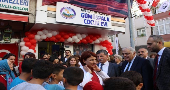 29 Ekimde Avcılarda Cumhuriyet Parkı Açıldı