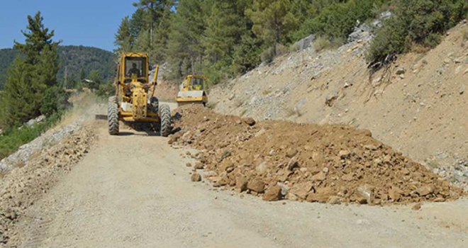 GÜNDOĞMUŞ KÖPRÜLÜ YAYLA YOLUNDA STABİLİZE ÇALIŞMASI