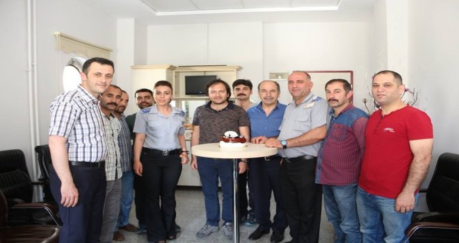 Güvenlik Haftasını Yaş Pasta Keserek Kutladılar