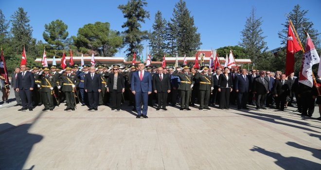 29 Ekim Kktcde Resmi Törenle Kutlandı