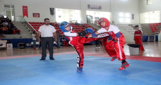 Hatayda Kick Boks İl Şampiyonası Yapıldı