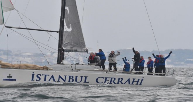 Turkcell Platinum Bosphorus Cupın Şampiyonu İstanbul Cerrahi Hastanesi Oldu