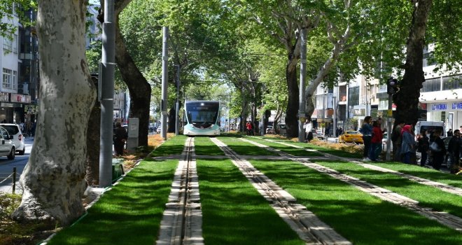 Konak Tramvayı “Resmen” Başlıyor