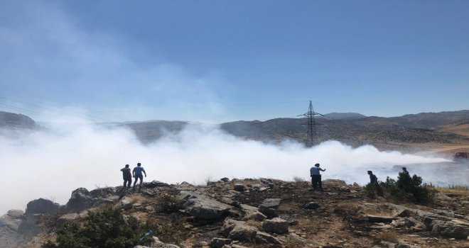 Nurhakta Çöp Yangını Helikopterle Söndürüldü