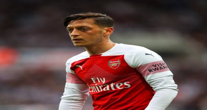 Mesut Özil 200. Resmi Maçında Gol Attı