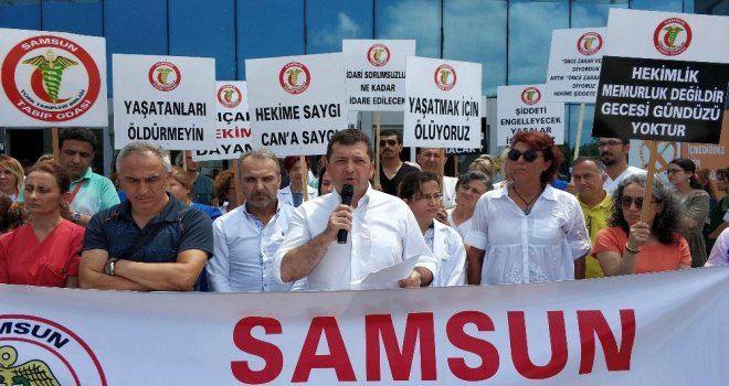 Samsunda Sağlıkçılar, Sağlıkta Şiddete Tepki İçin Eylem Yaptı