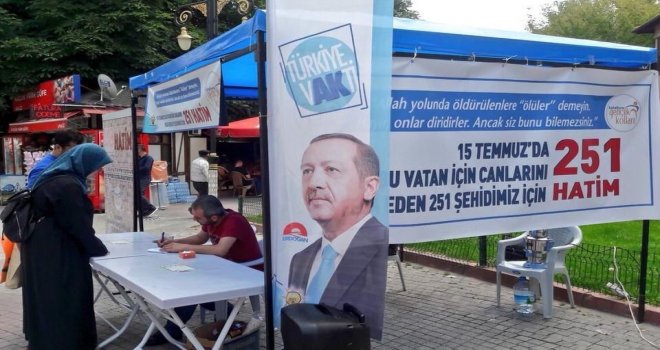 Ak Parti Kütahya İl Gençlik Kolları Başkanlığından 15 Temmuz Şehitleri İçin Hatim Kampanyası