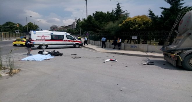 Üsküdarda  Kural İhlali Yapan Kamyon Motosikletlinin Hayatını Kaybetmesine Neden Oldu