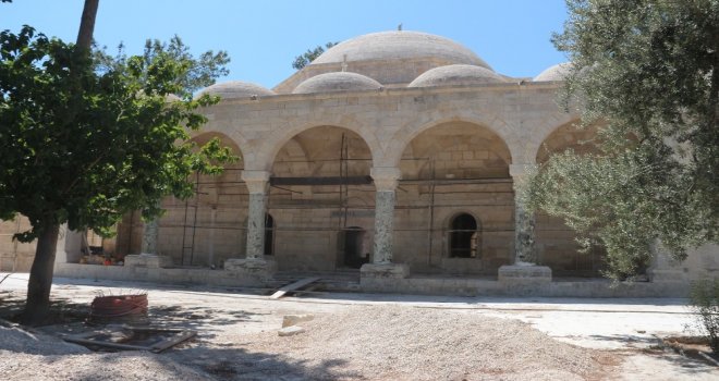 Laal Paşa Camiinde Restorasyon Durdu