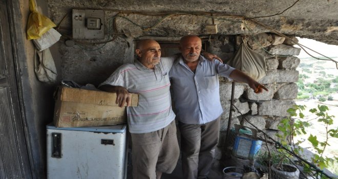 20 Yıldır Yaşadığı Mağara İçin İmar Başvurusu Yapacak