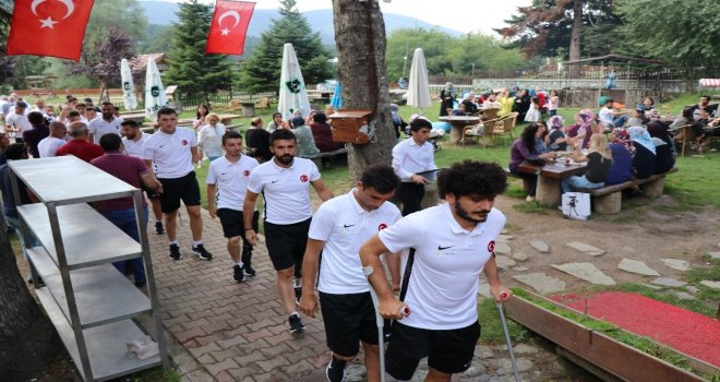 Ampute Futbol Milli Takımı Gölcükte Ağırlandı