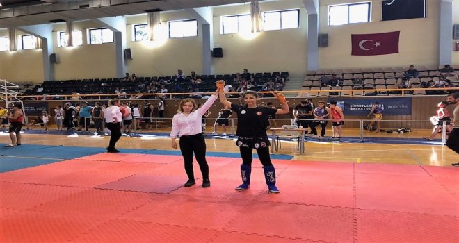 Manisalı Muaythai Sporcuları Müsabakalara Damga Vurdu