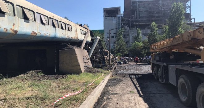 Kömür Bandının Altında Kalan İşçiler Mesaiye Kalmış