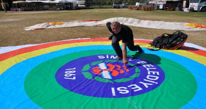 Simavda “Yamaç Paraşütü Festivali”