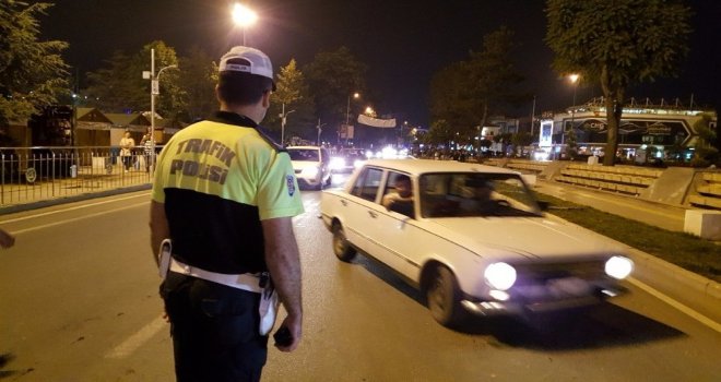 Polis Ekipleri Apart Egzozlu Araçlara Geçit Vermiyor