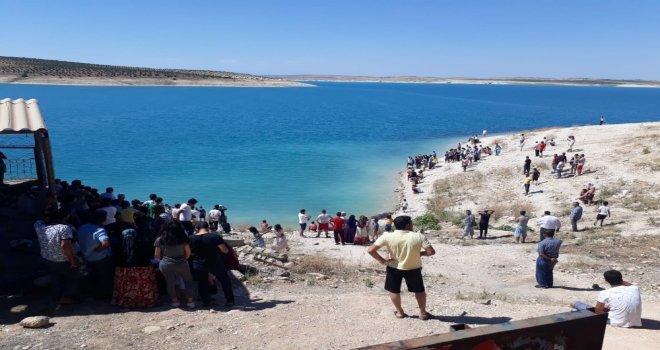 Serinlemek İçin Baraja Giren Suriyeli Genç Öldü