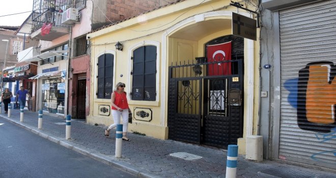 Papaz Brunsonın Görev Yaptığı Kilise Satıldı