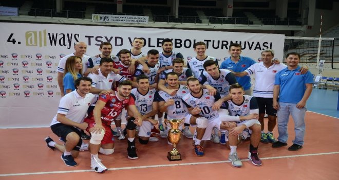 4. Allways Tsyd İzmir Voleybol Turnuvasının Şampiyonu Arkas