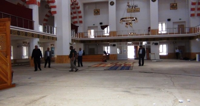 Erciş Kara Yusuf Paşa Cami Tadilata Alındı