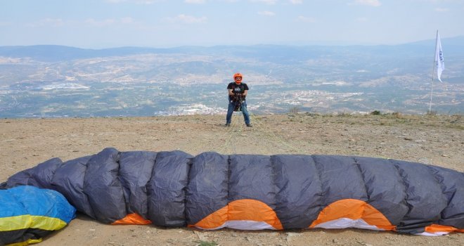 Simavda Yamaç Paraşütü Festivali