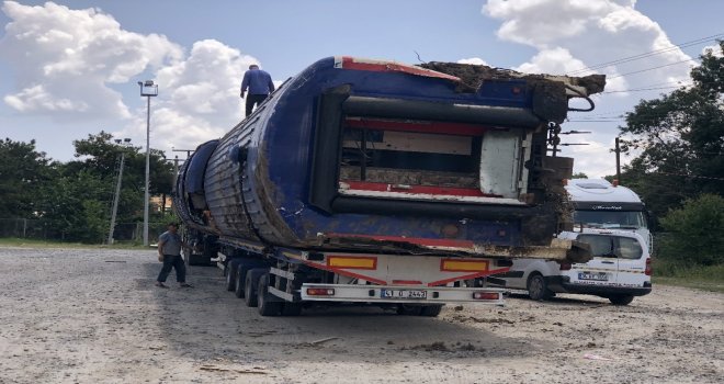 Tekirdağda Kaza Yapan Trenin Vagonları Kaldırılıyor