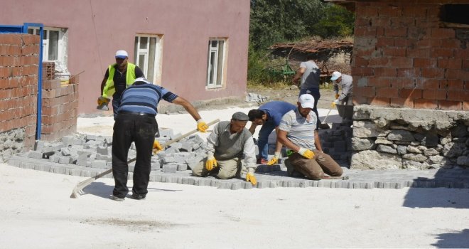 Seyitgazi Mahallelerinde Kilit Taş Döşemesi