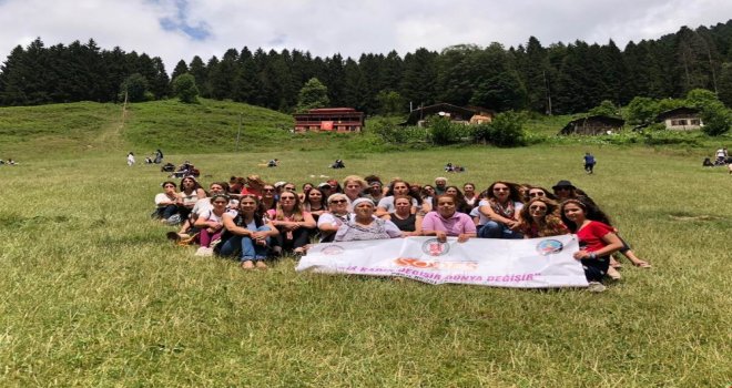 Tuncelili Kadınlar Doğu Karadenizi Gezdi