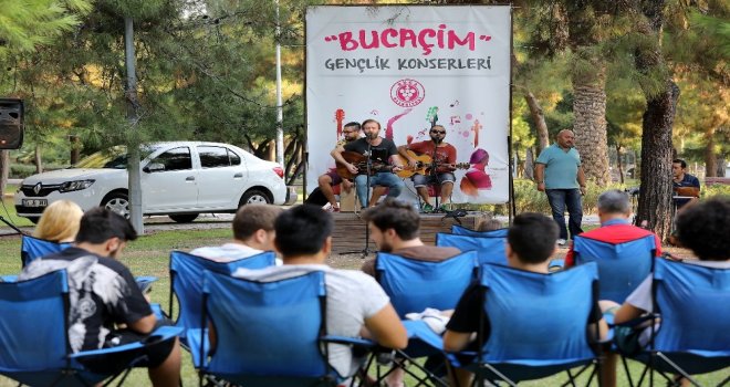 Çimlerde Konser Keyfi