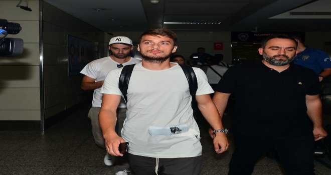 Adem Ljajic İstanbula Geldi