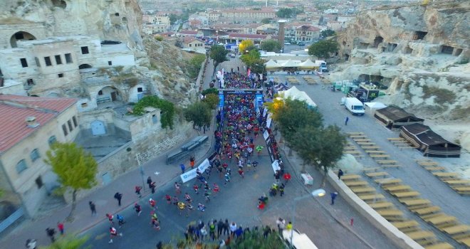 Salomon Cappadocia Ultra-Trail Başlıyor