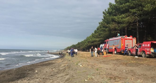 Babasıyla Denize Giren Çocuk Kayboldu