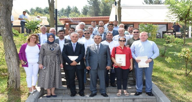 Başkan Ay, “Sosyal Belediyecilik Anlamında Kendimizi Geliştiriyoruz”