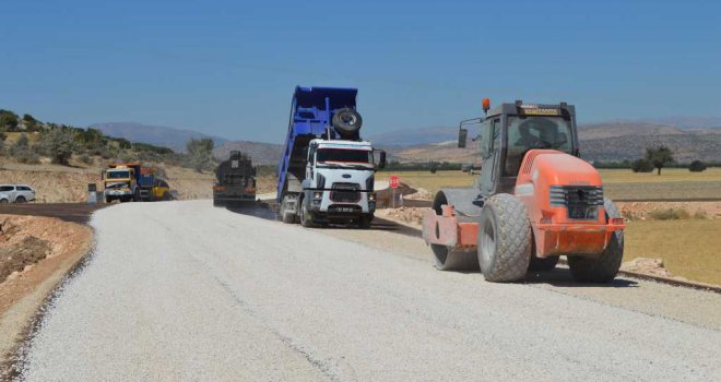 NALDÖKEN YOLU ASFALTLANIYOR