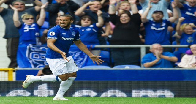 Cenk Tosun Siftah Yaptı